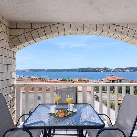 Apartments Eva Trogir Exterior foto