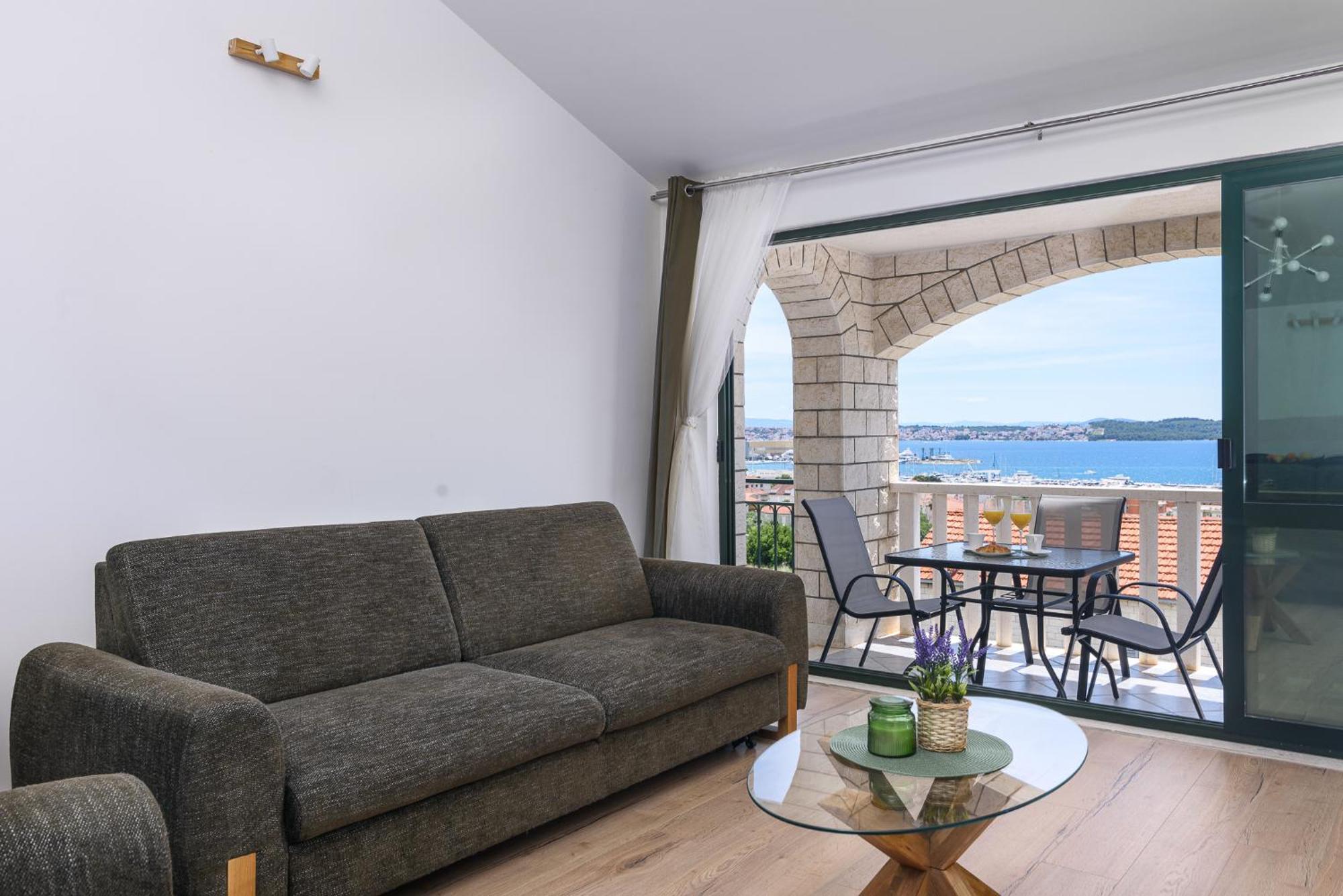 Apartments Eva Trogir Exterior foto