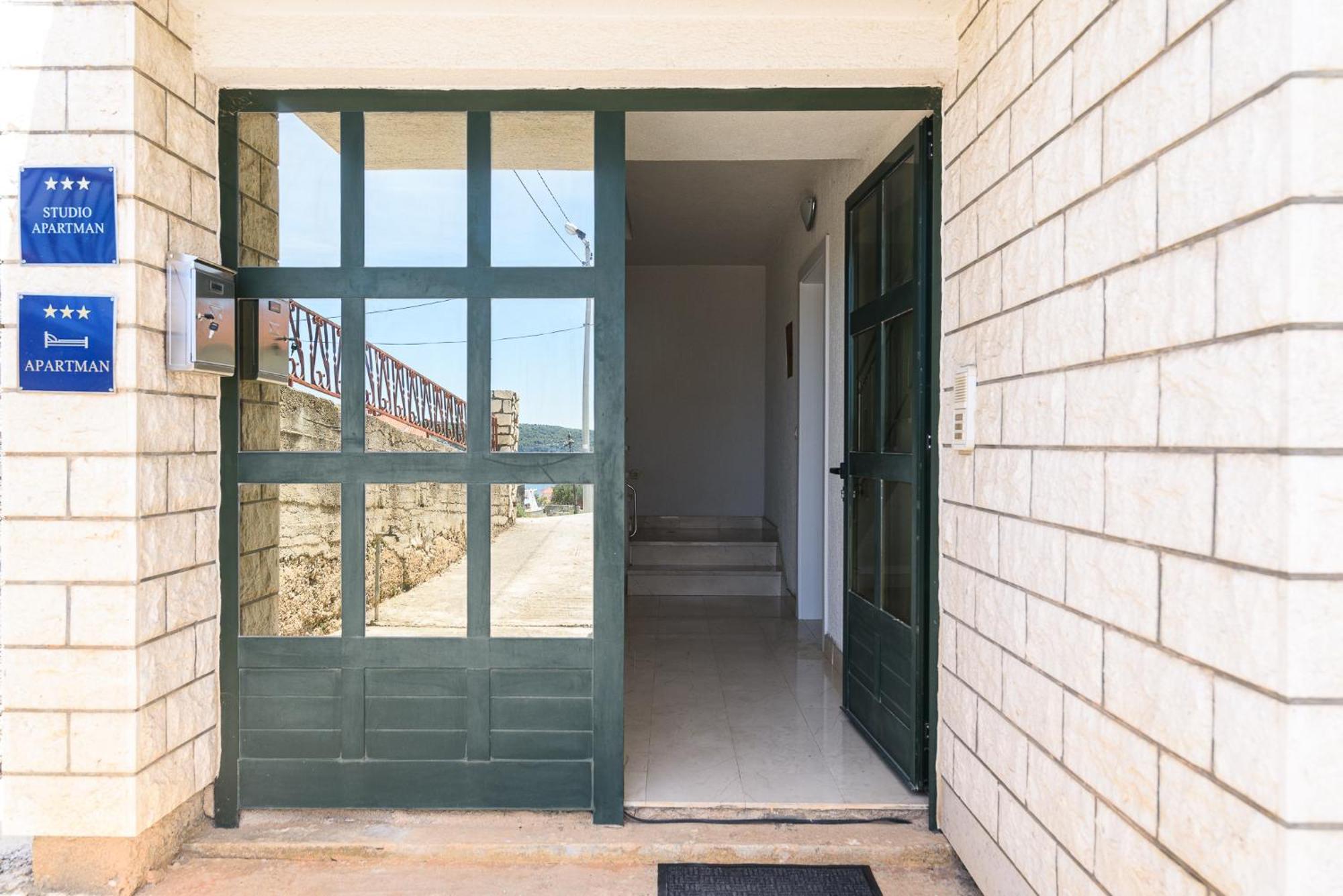 Apartments Eva Trogir Exterior foto