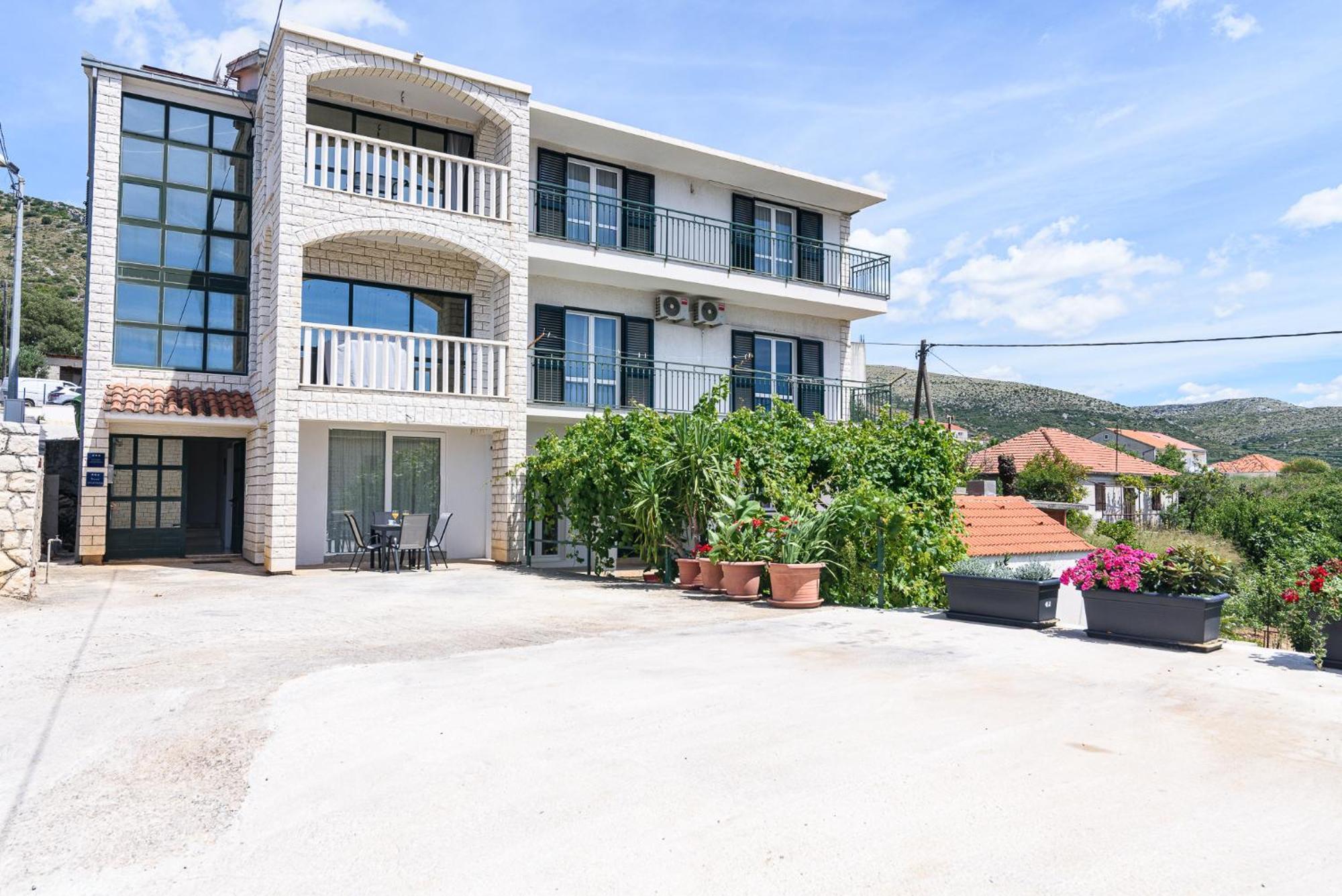 Apartments Eva Trogir Exterior foto